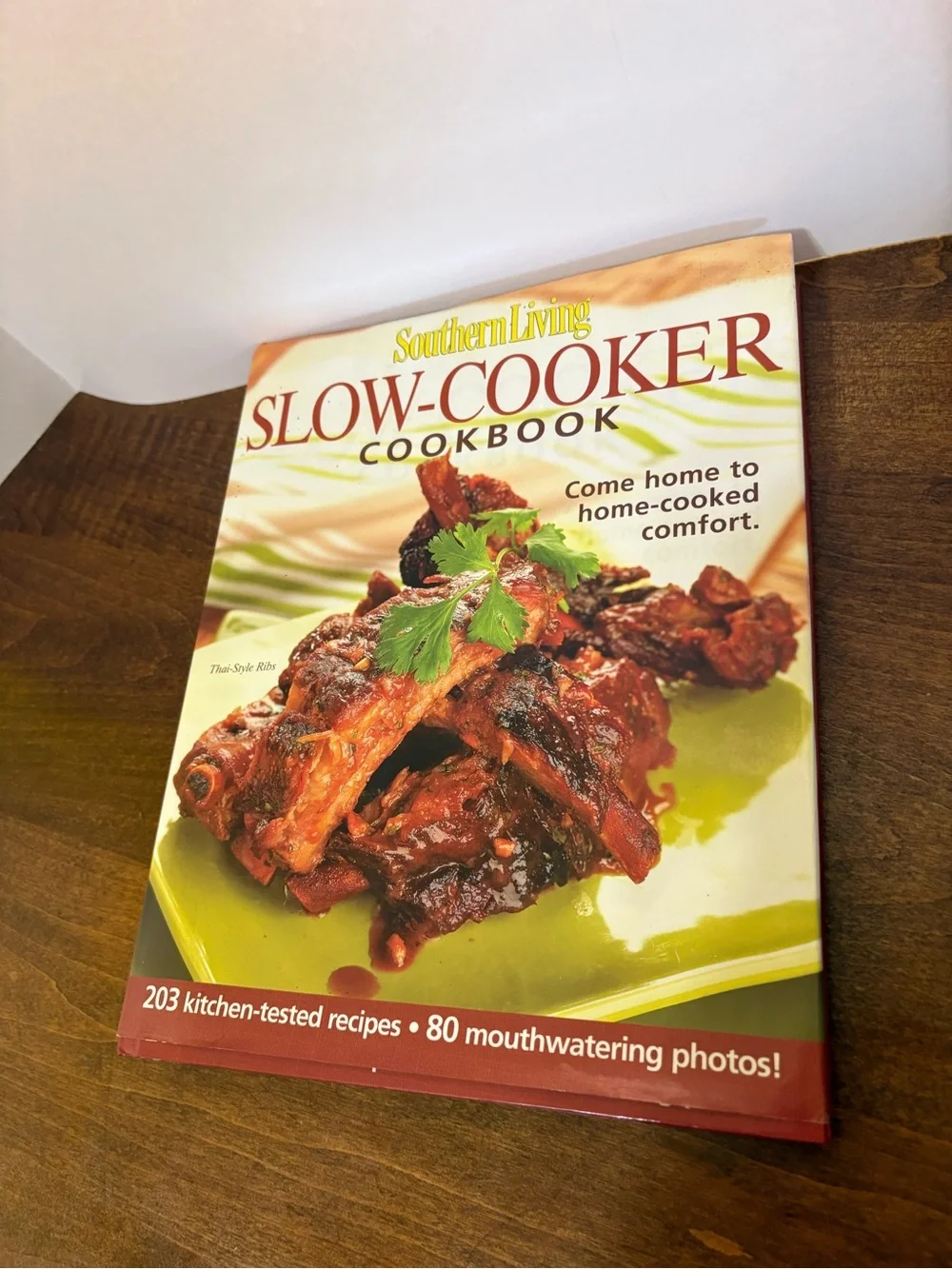 Southern Living Slow-Cooker Cookbook - Cream & Red Cover